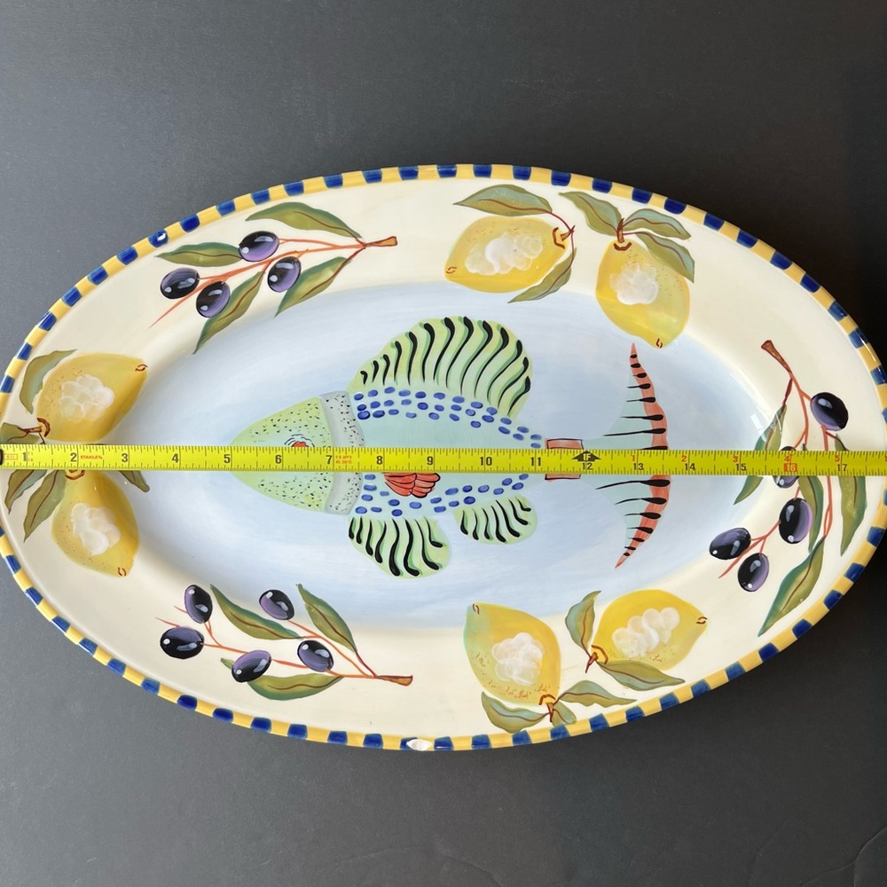 Zrike Pesces Ceramic Oval Serving Platter, 18" x 11.75", Fish Lemons Olives - Picture 8 of 11